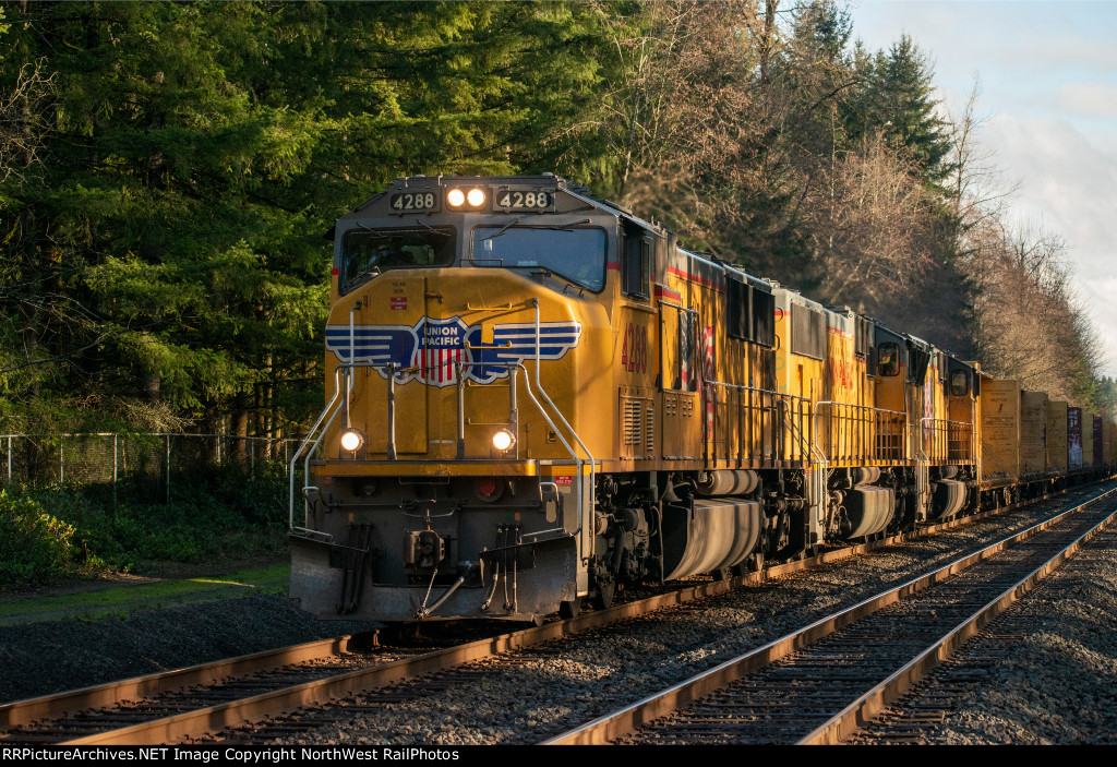 UP SD70M Trio 